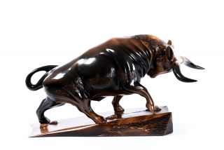 Bull sculpture