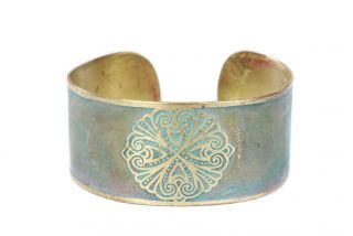 Brass bracelet miniature snowflake