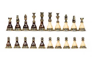 Chess figures bronze-wood