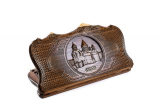 Etchmiadzin backgammon with copyrighted Mount Ararat outline.