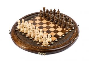 Circular chess 